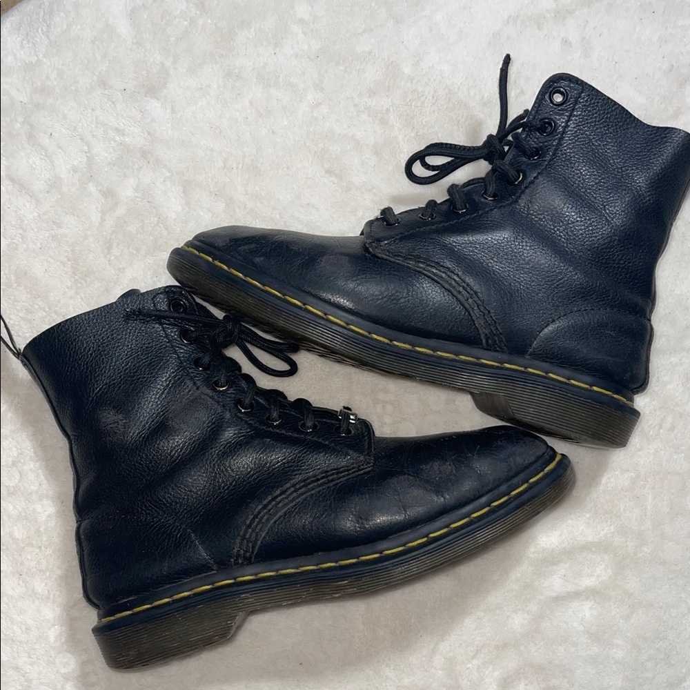 Dr. Martens 1460 Pascal Black Leather Combat Boots Size 8 Women’s
